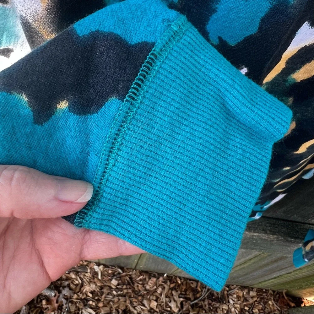 Justice EUC Blue Teal Tie Dye Sweatshirt M10